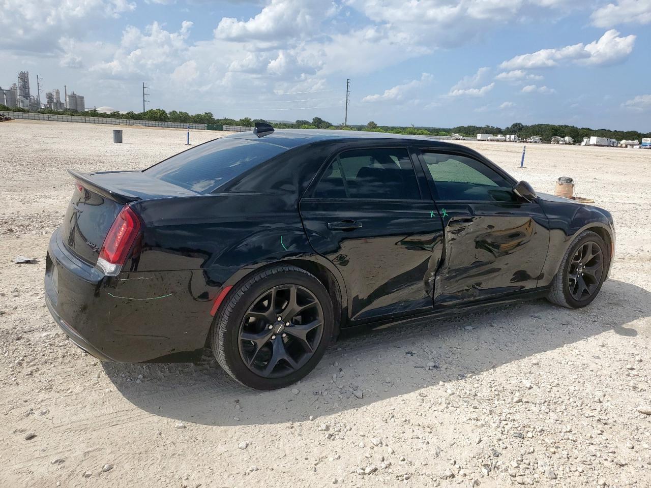 2021 Chrysler 300 S - Image 3