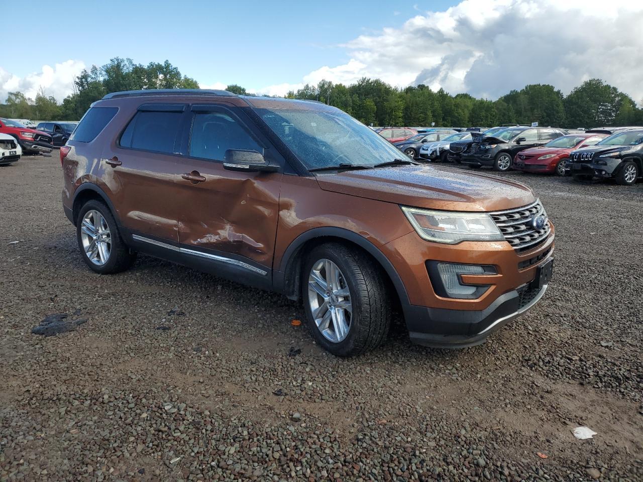 2017 Ford Explorer Xlt - Фото 4
