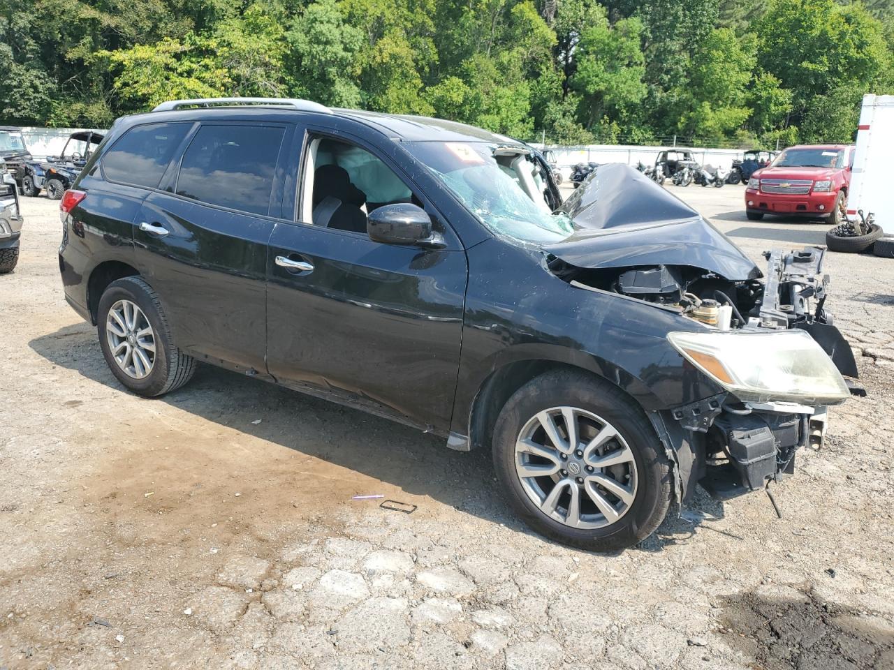 2016 Nissan Pathfinder S - Image 4