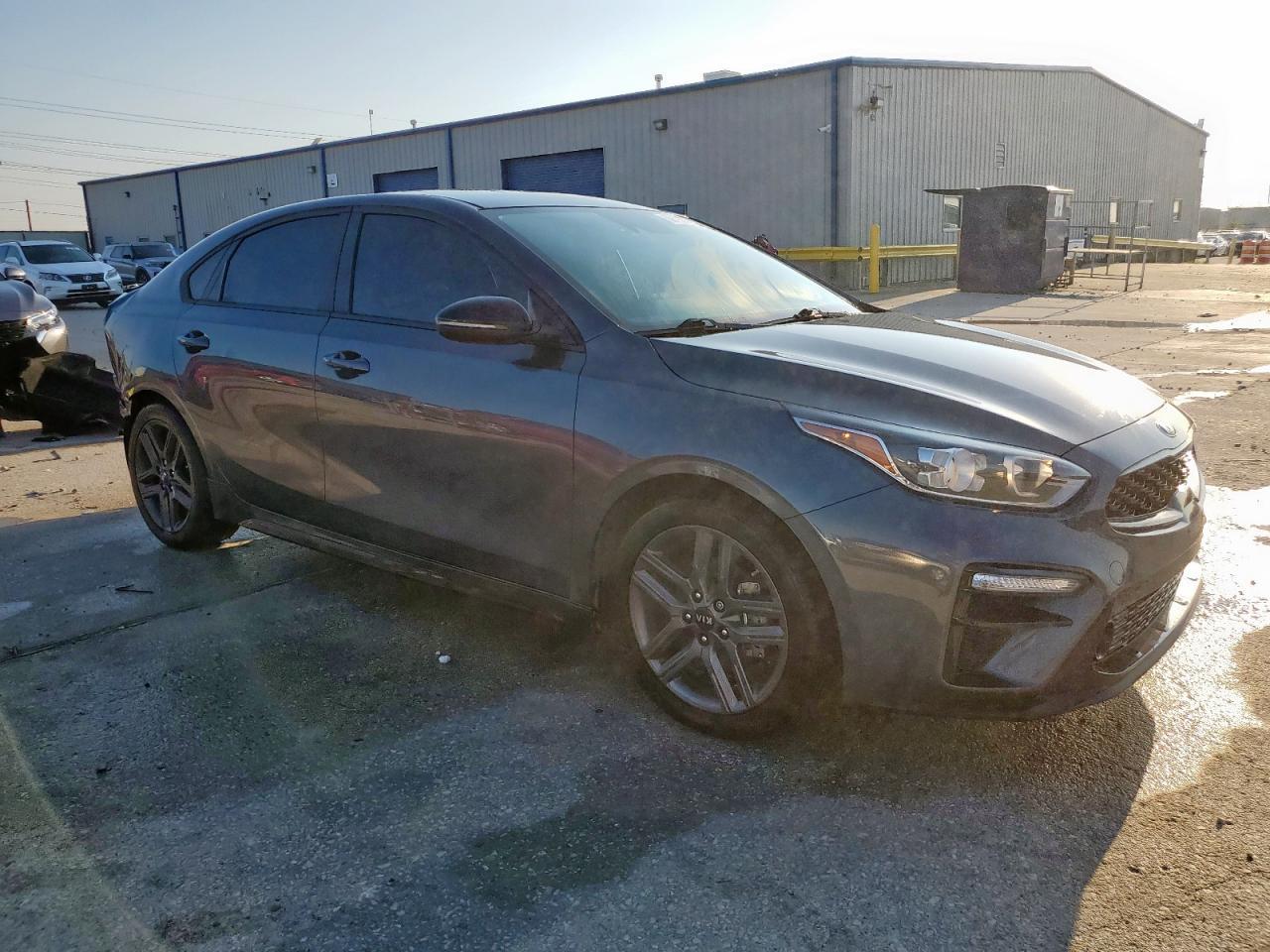 2021 Kia Forte Gt Line - Image 4