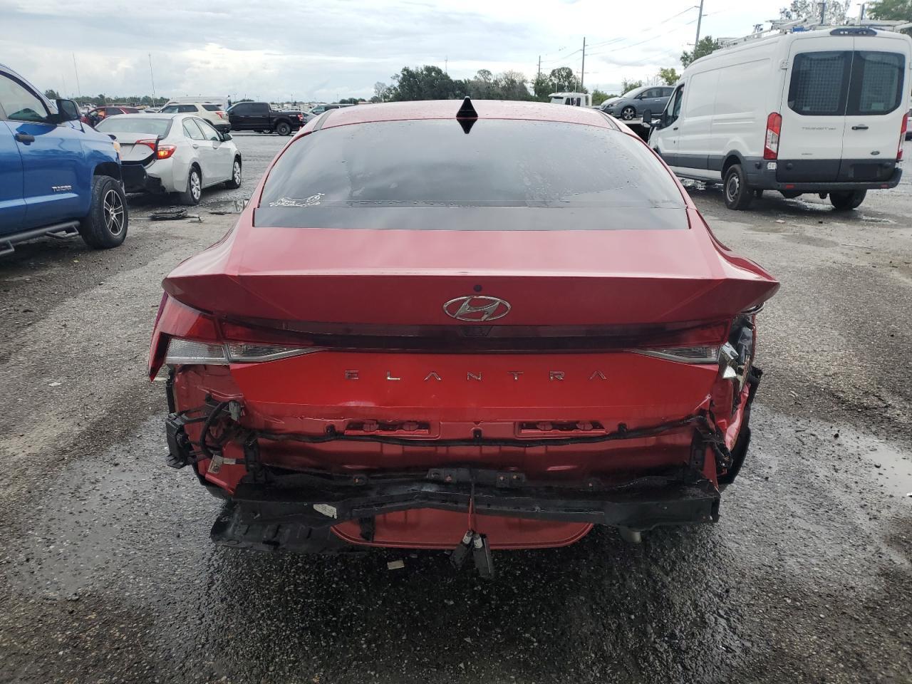 2023 Hyundai Elantra Sel - Фото 6