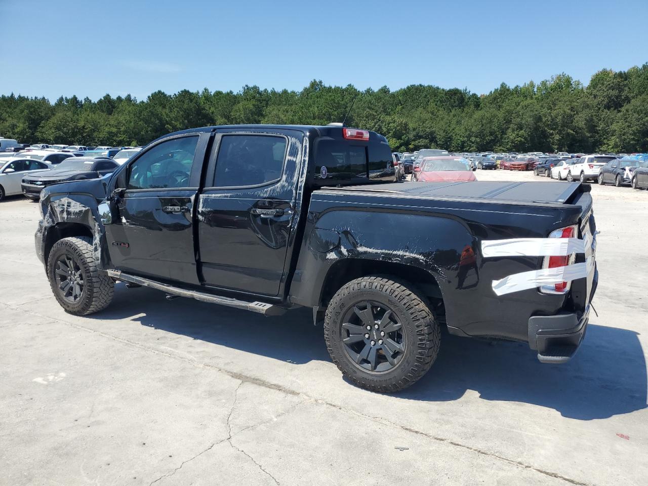 2022 GMC Canyon At4 - Image 2