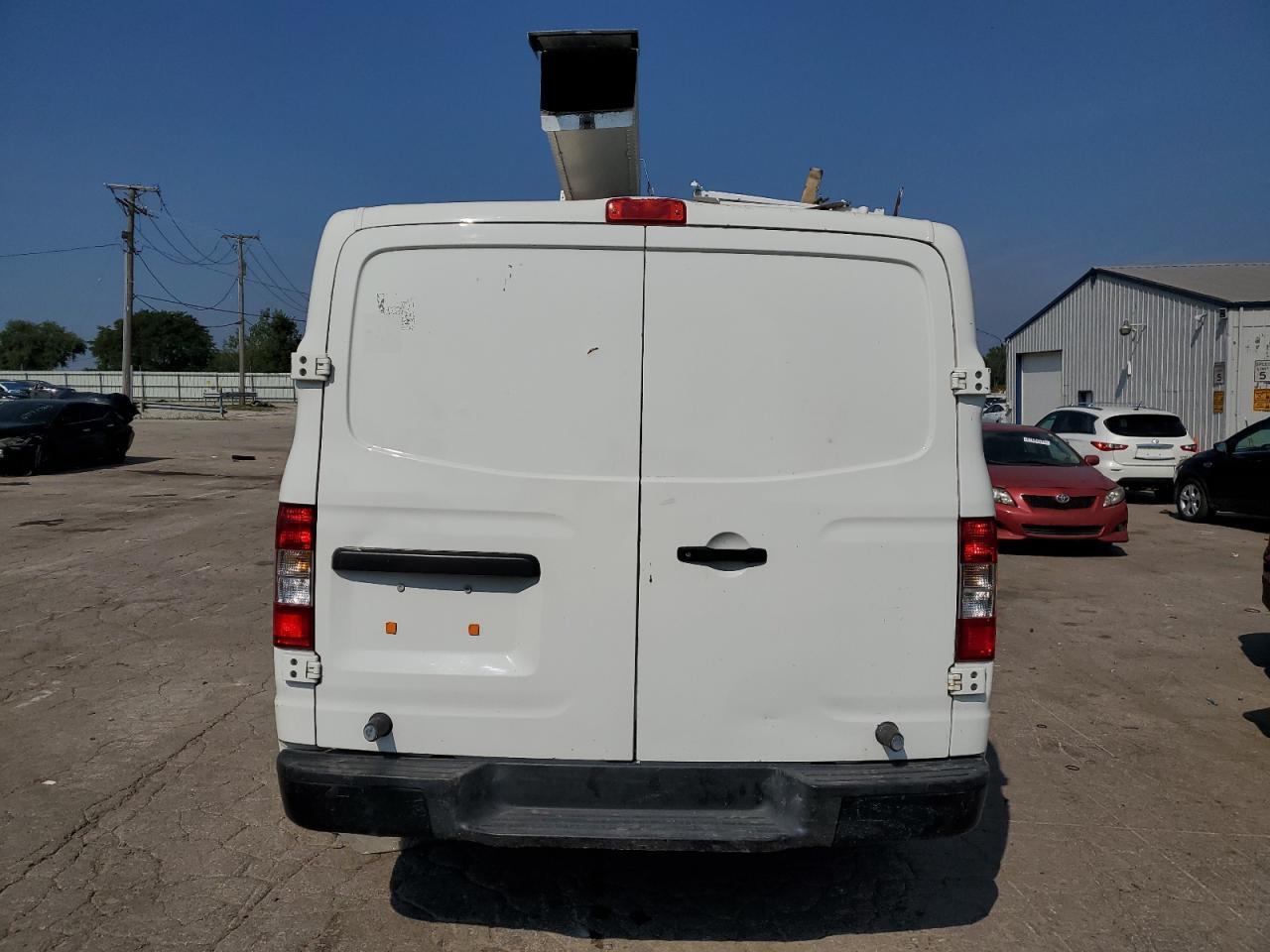 2013 Nissan Nv 1500 - Фото 6