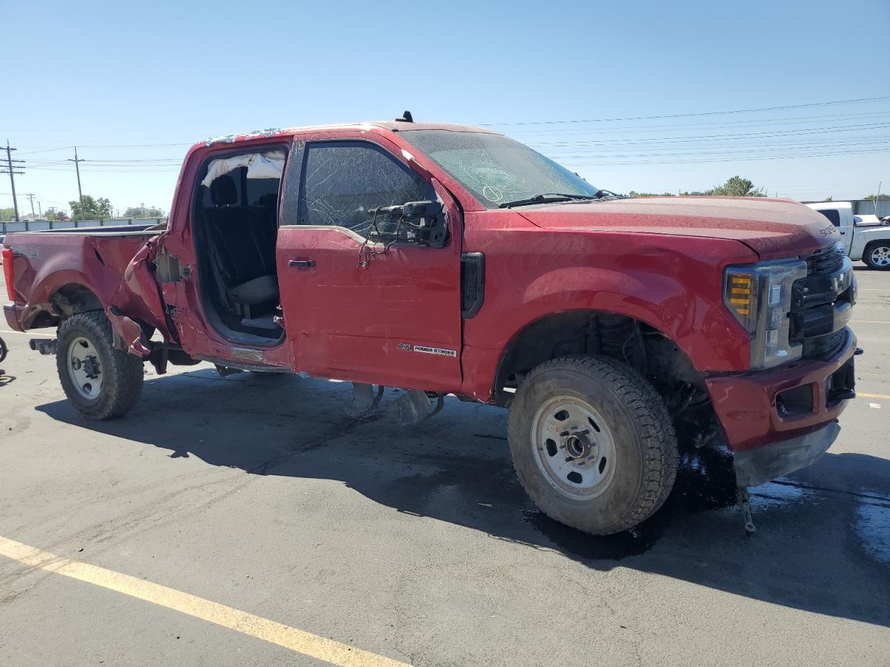 2019 Ford F250 Super Duty - Фото 4