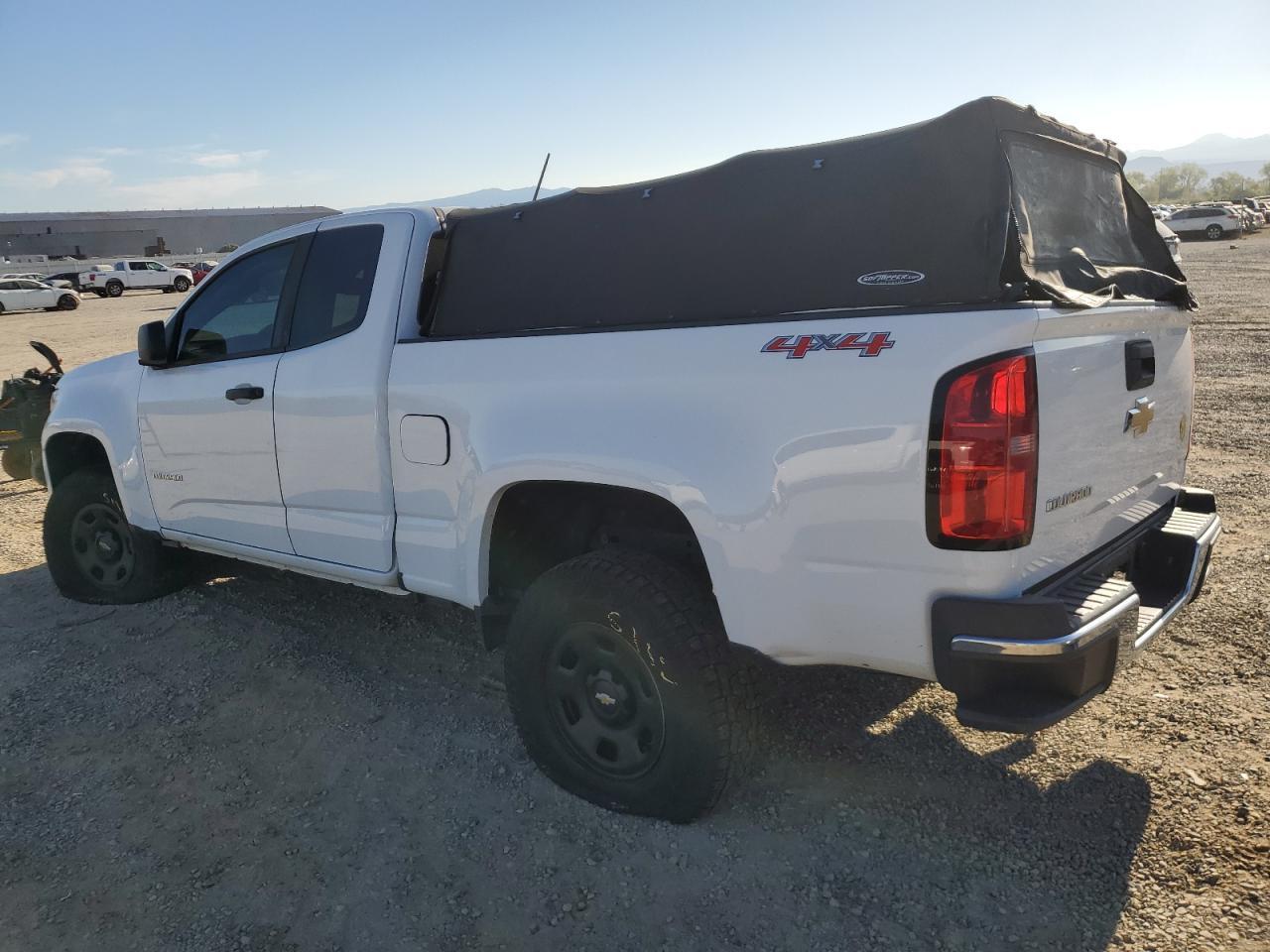 2020 Chevrolet Colorado - Фото 2