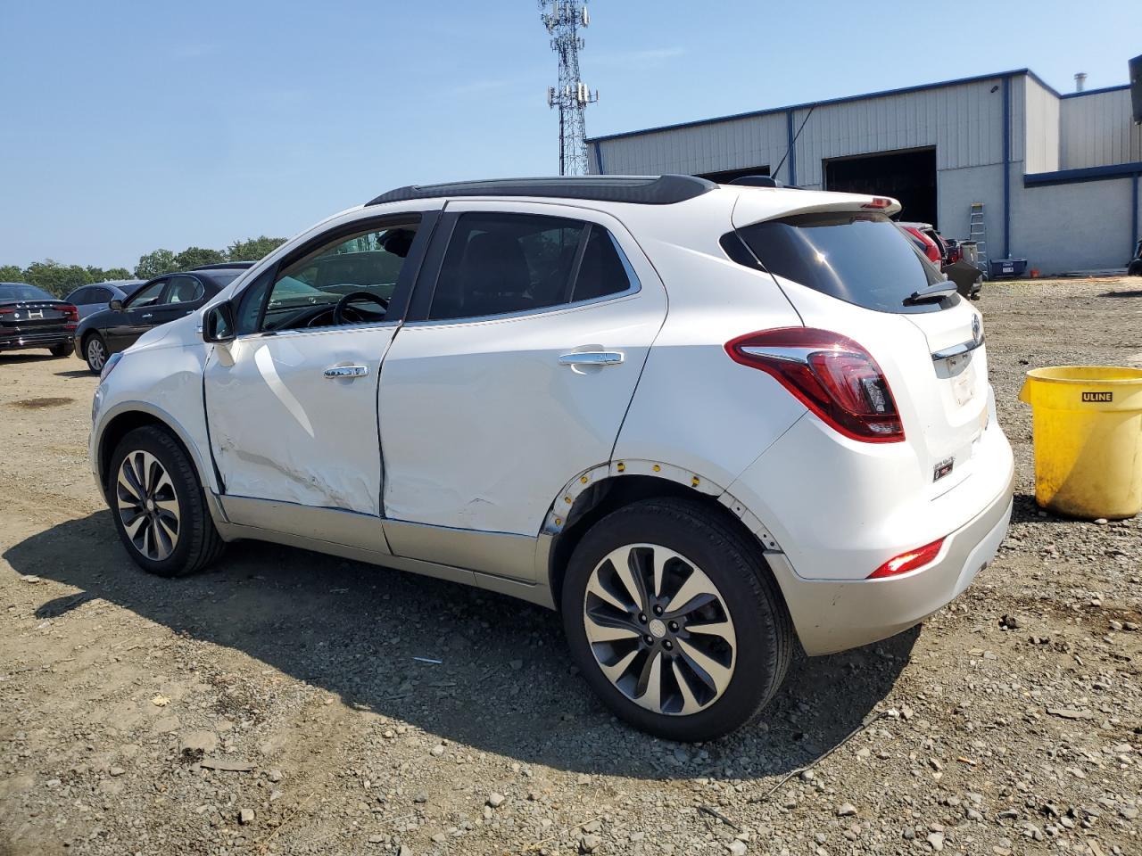 2018 Buick Encore Essence - Фото 2