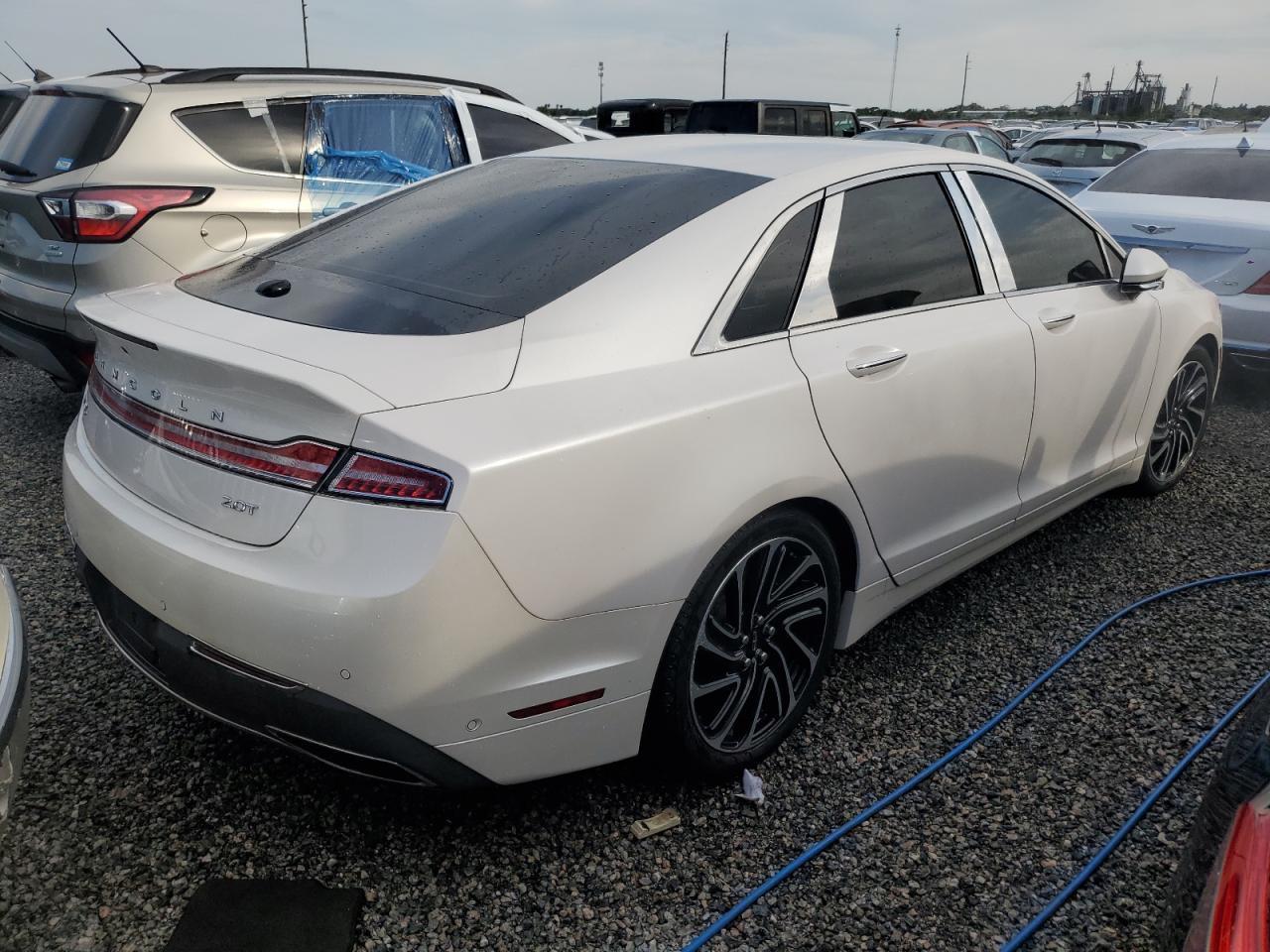 2020 Lincoln Mkz Reserve - Image 3