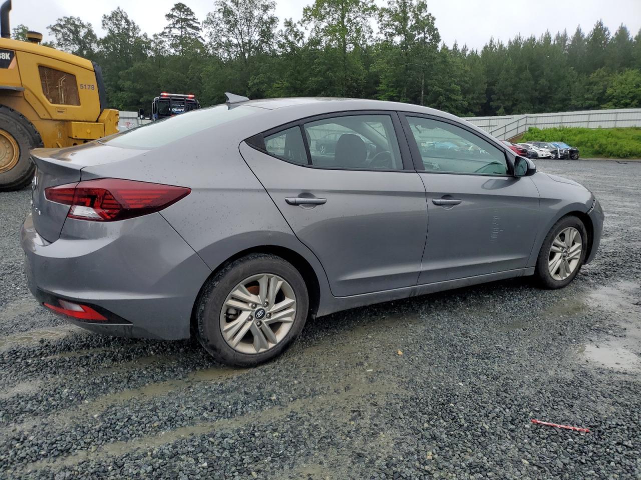 2020 Hyundai Elantra Sel - Фото 3