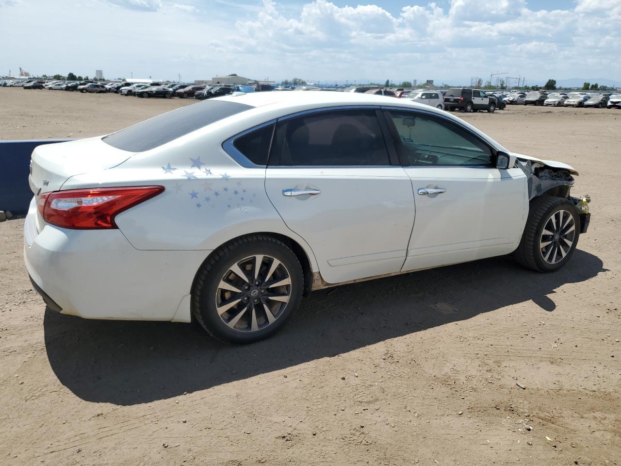 2016 Nissan Altima 2.5 - Фото 3