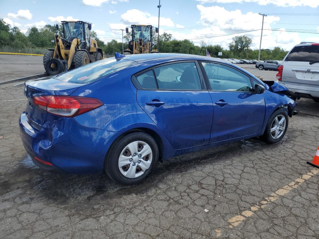 2017 Kia Forte Lx - Фото 3