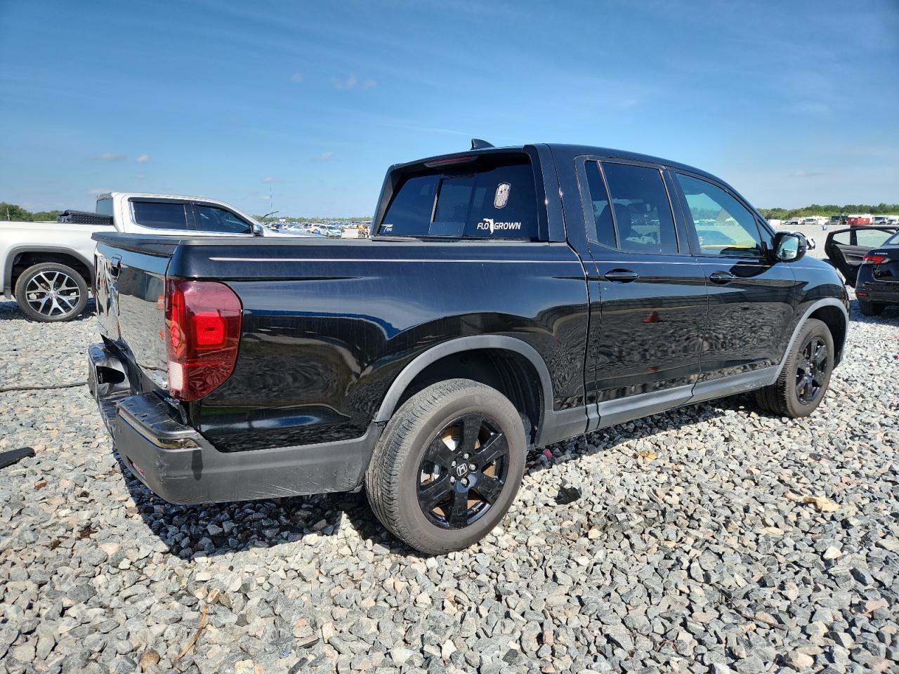 2018 Honda Ridgeline Black Edition - Image 3