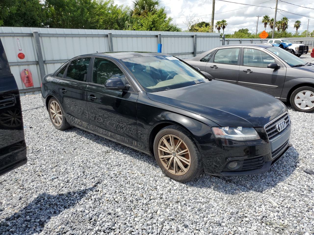 2009 Audi A4 Premium Plus - Фото 4