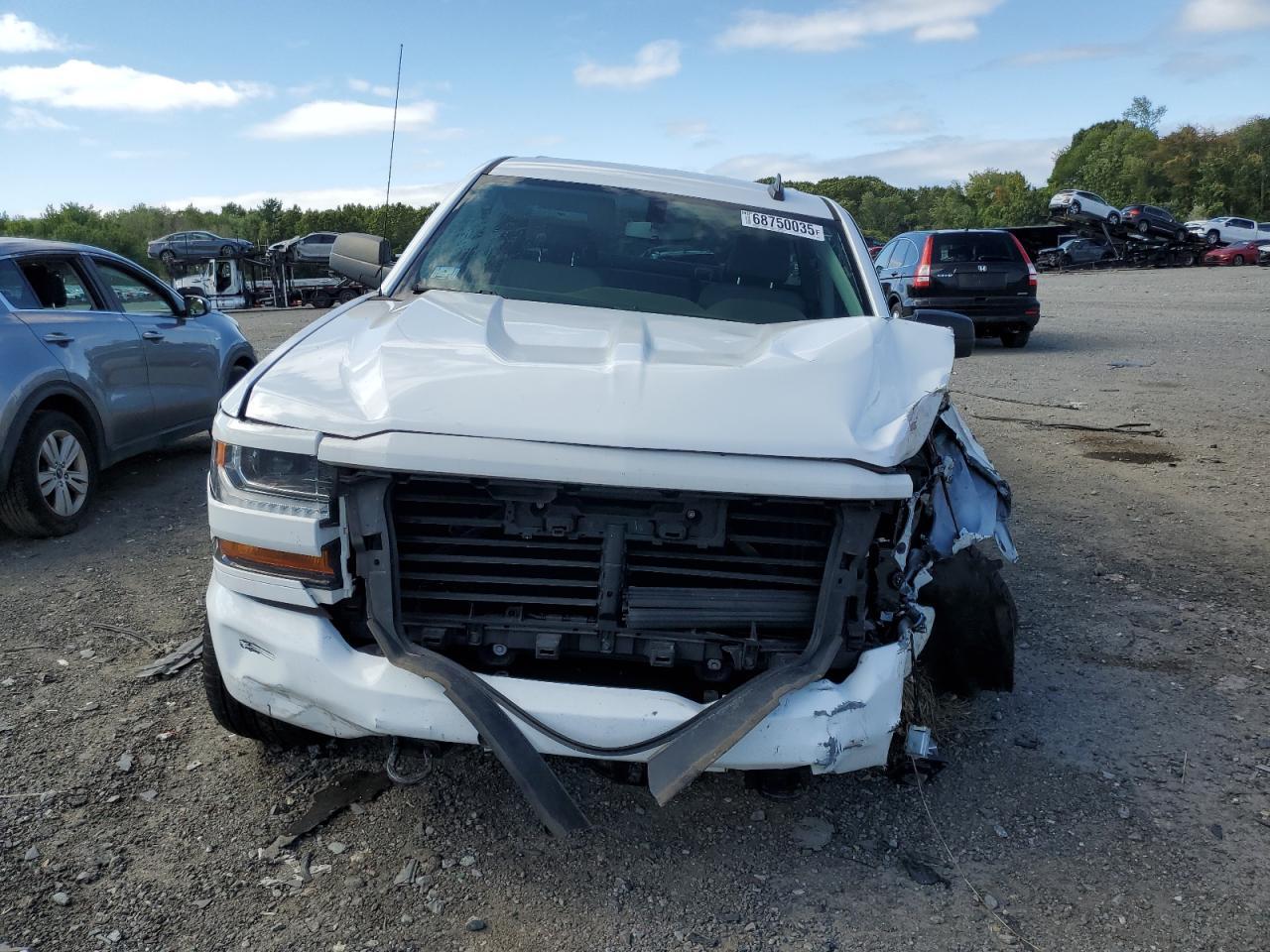 2018 Chevrolet Silverado K1500 Custom - Фото 5