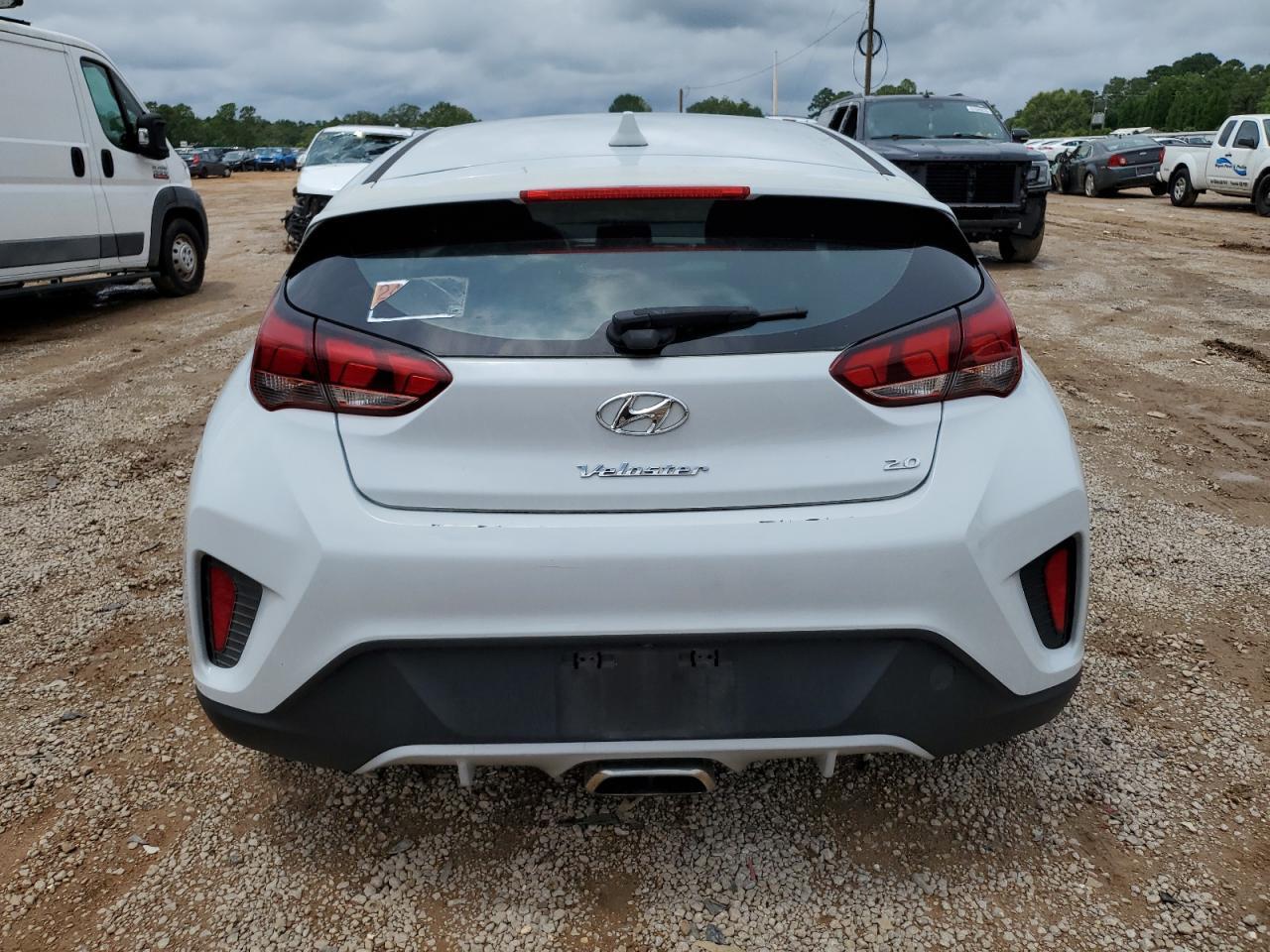 2019 Hyundai Veloster Base - Фото 6