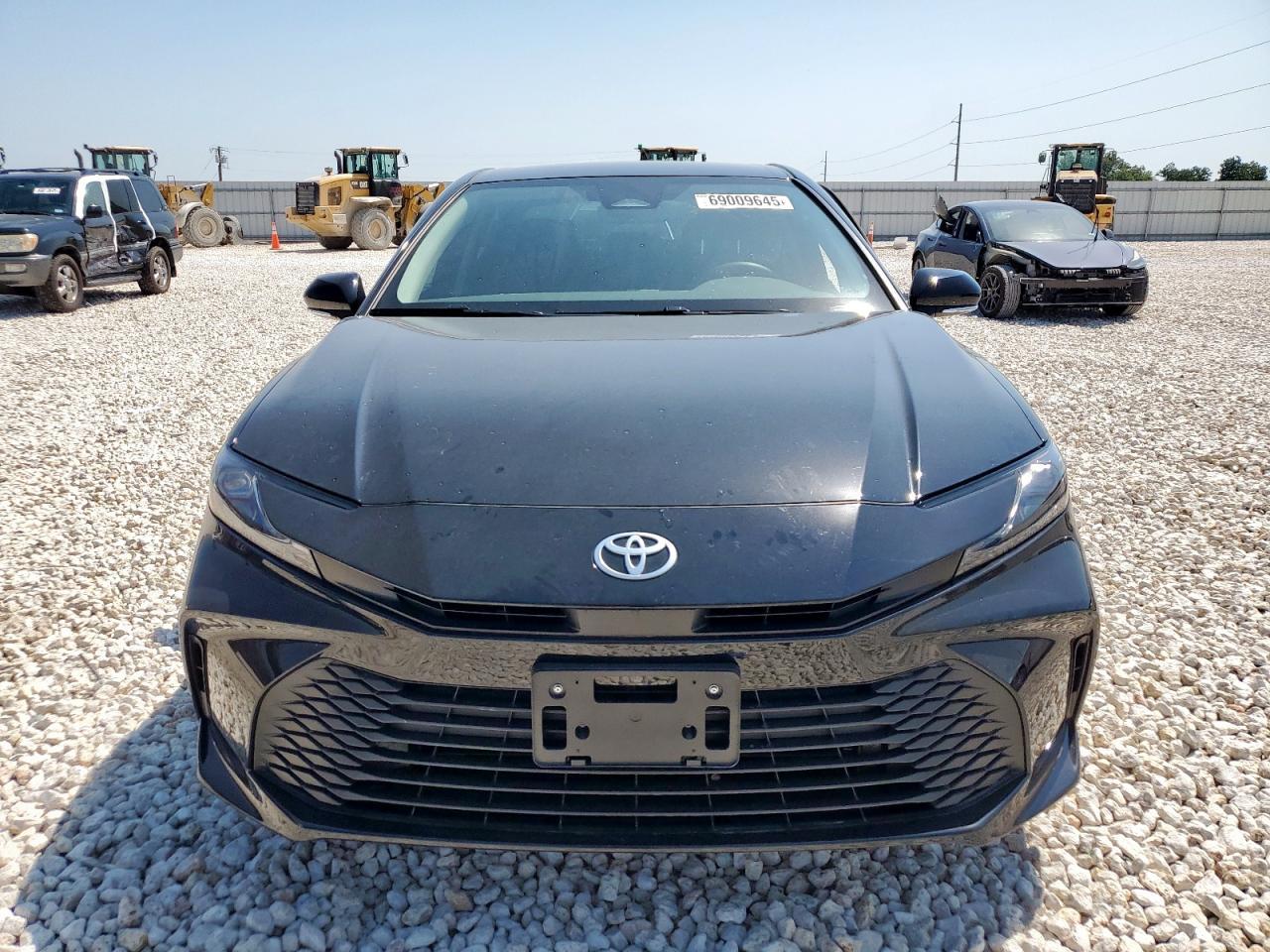 2025 Toyota Camry Xse - Image 5