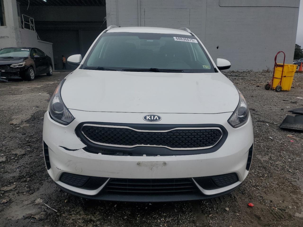 2017 Kia Niro Fe - Фото 5