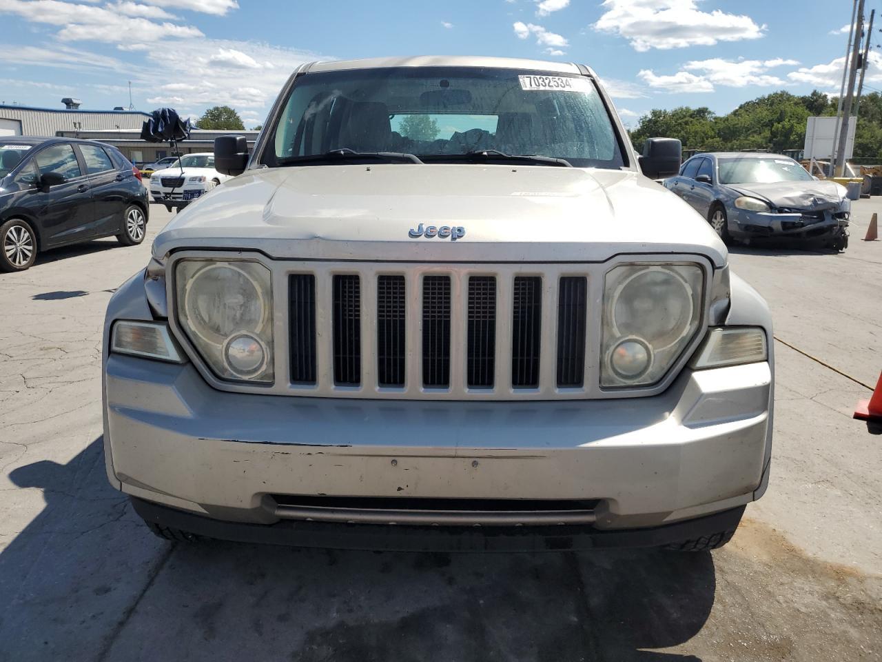 2008 Jeep Liberty Sport - Фото 5