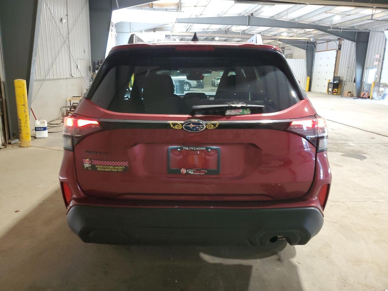 2025 Subaru Forester Premium - Фото 6
