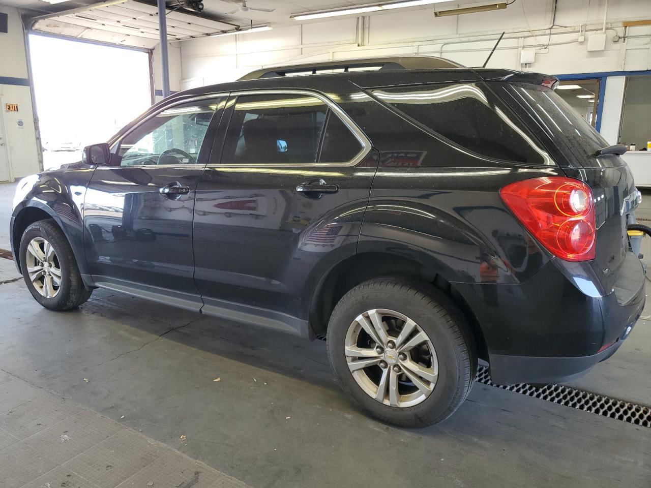 2015 Chevrolet Equinox Lt - Image 2
