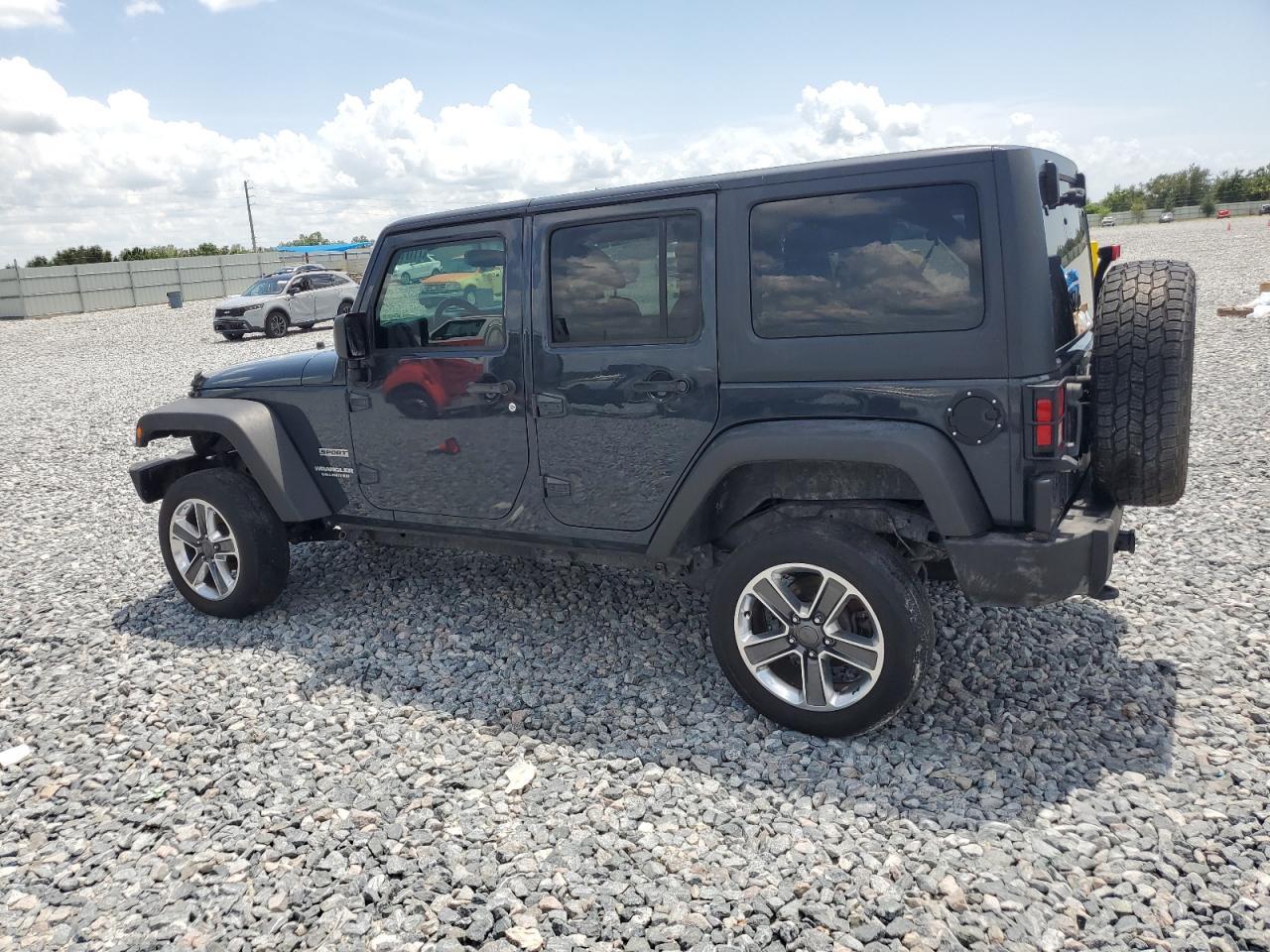2017 Jeep Wrangler Unlimited Sport - Фото 2
