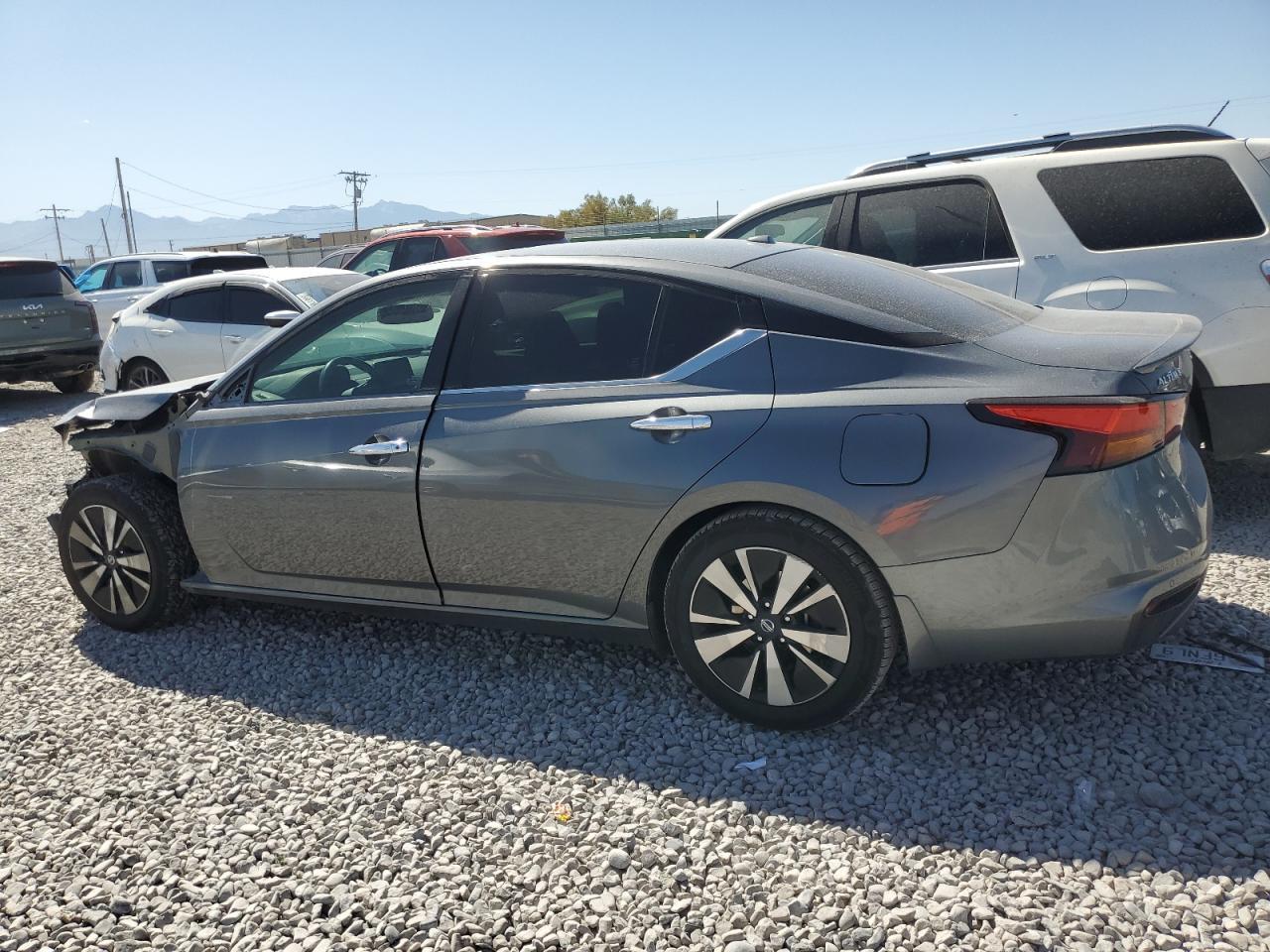 2019 Nissan Altima Sl - Фото 2