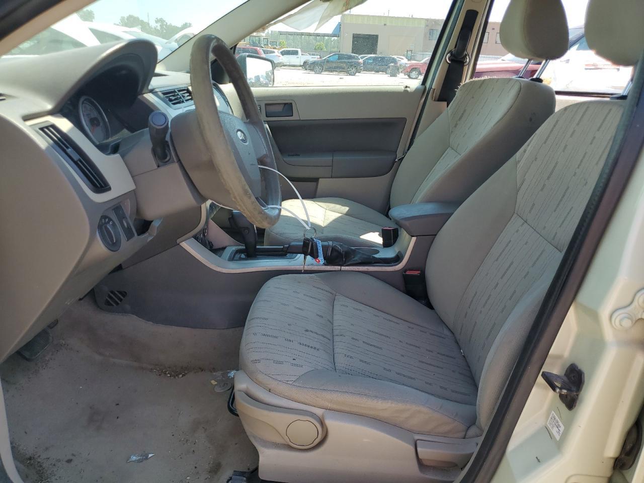 2010 Ford Focus Se - Фото 7