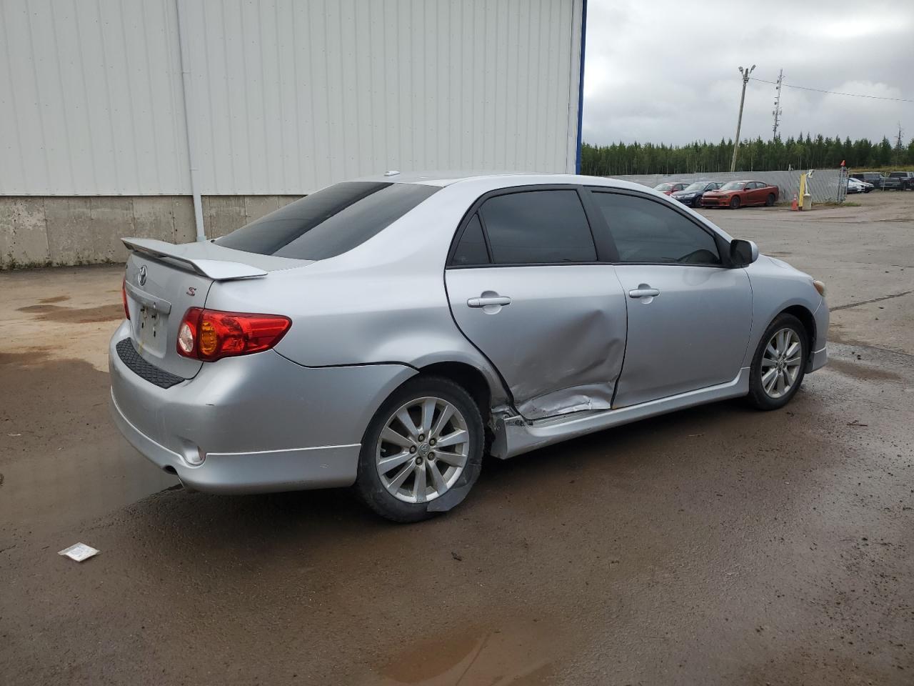 2010 Toyota Corolla Base - Фото 3