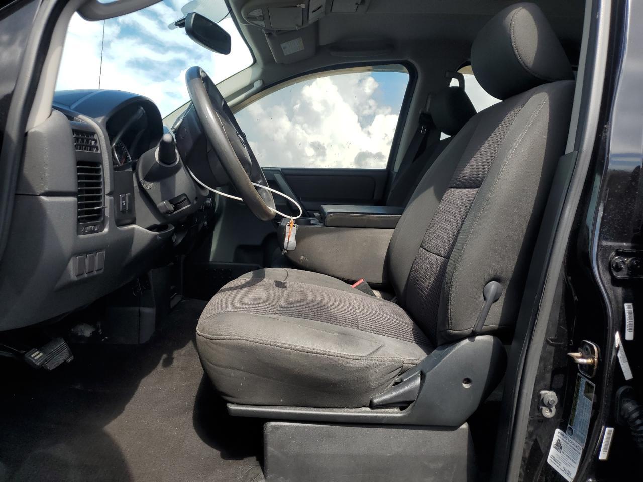 2010 Nissan Titan Xe - Фото 7