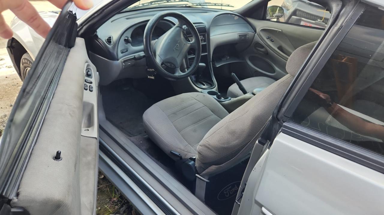 2000 Ford Mustang - Фото 6