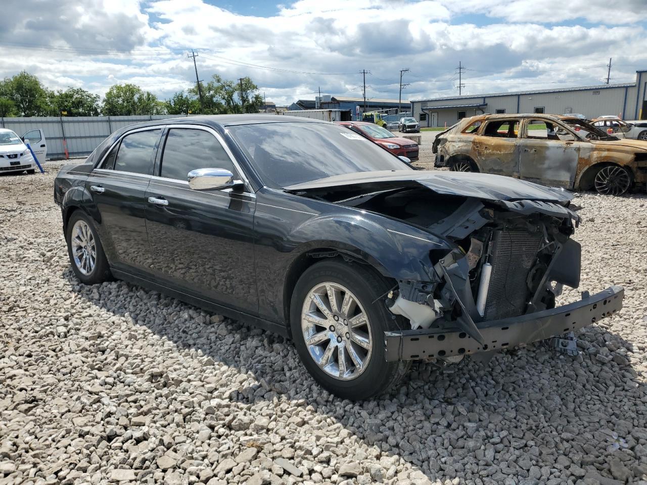 2012 Chrysler 300 Limited - Фото 4