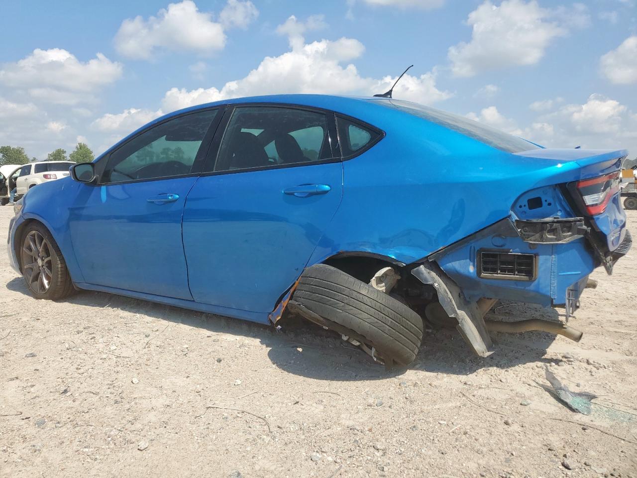 2015 Dodge Dart Sxt - Image 2