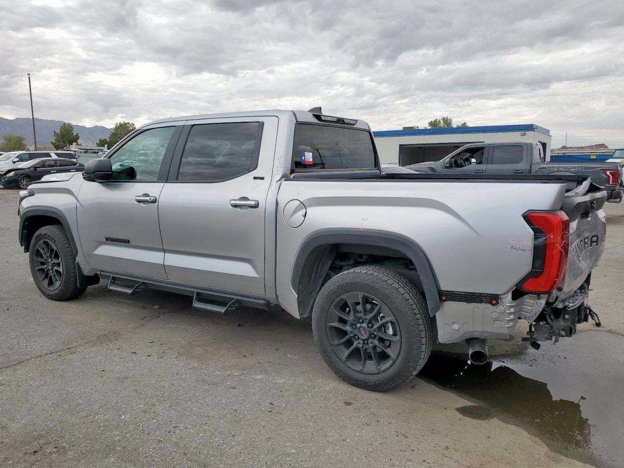 2024 Toyota Tundra Crewmax Sr - Image 2
