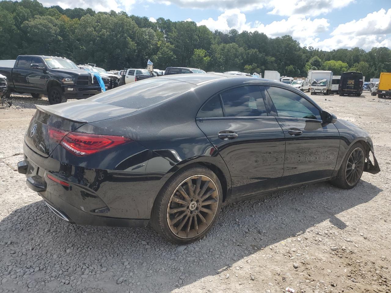 2020 Mercedes-Benz Cla 250 - Фото 3