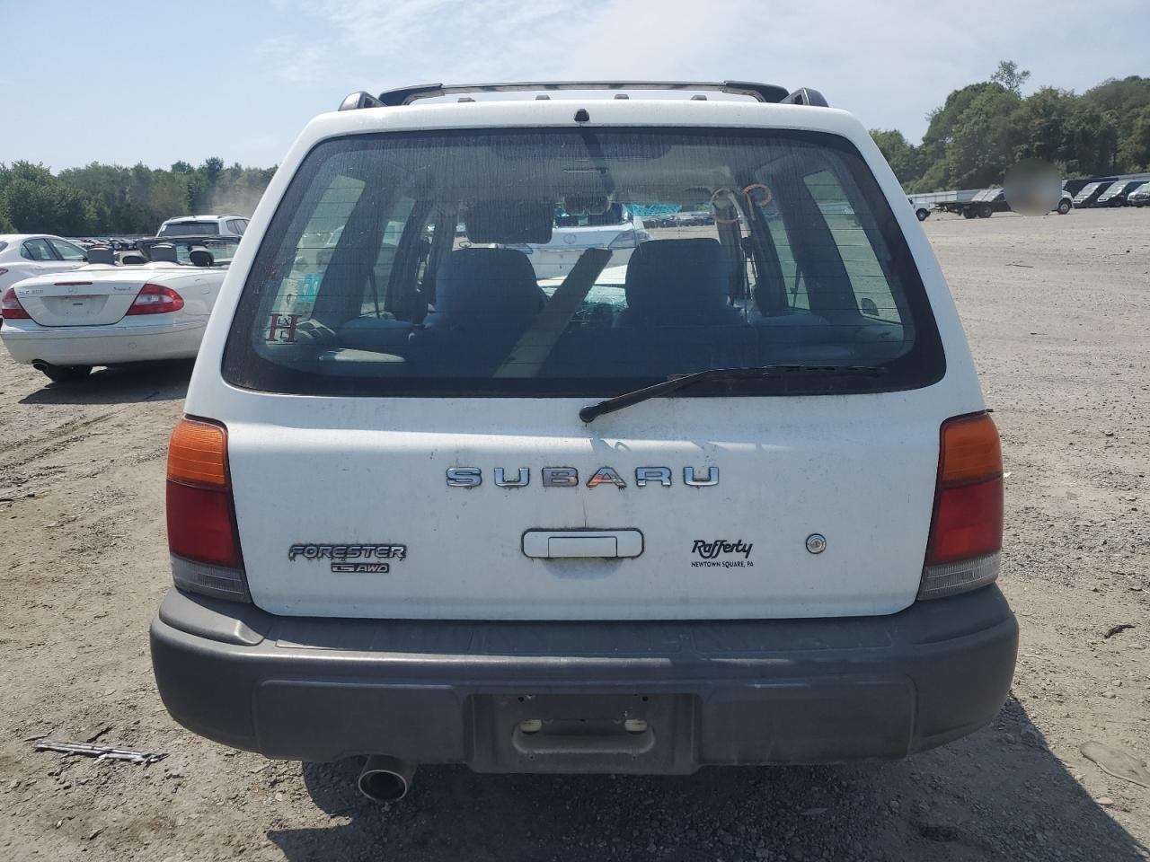 1998 Subaru Forester L - Image 6
