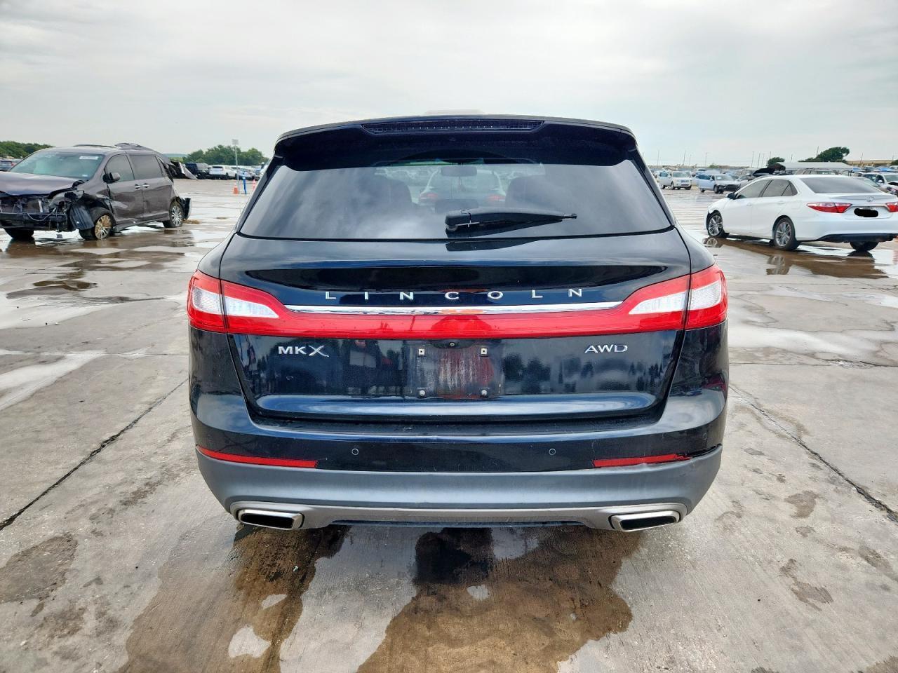 2016 Lincoln Mkx Select - Image 6