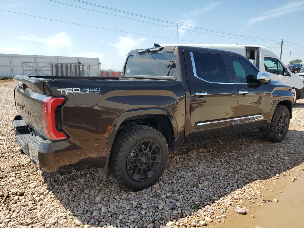 2024 Toyota Tundra Crewmax Platinum - Image 3