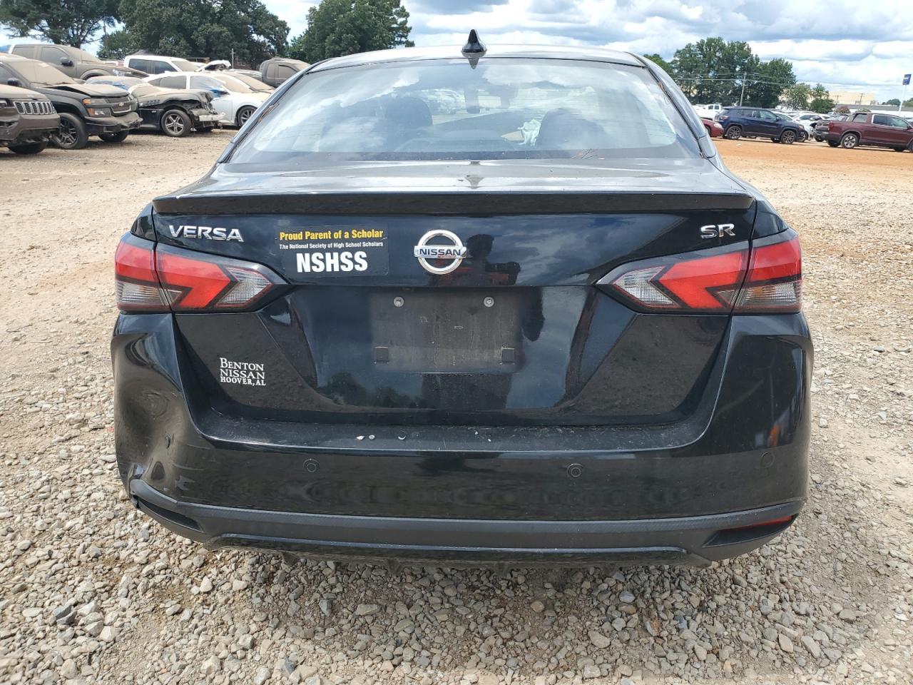 2021 Nissan Versa Sr - Фото 6