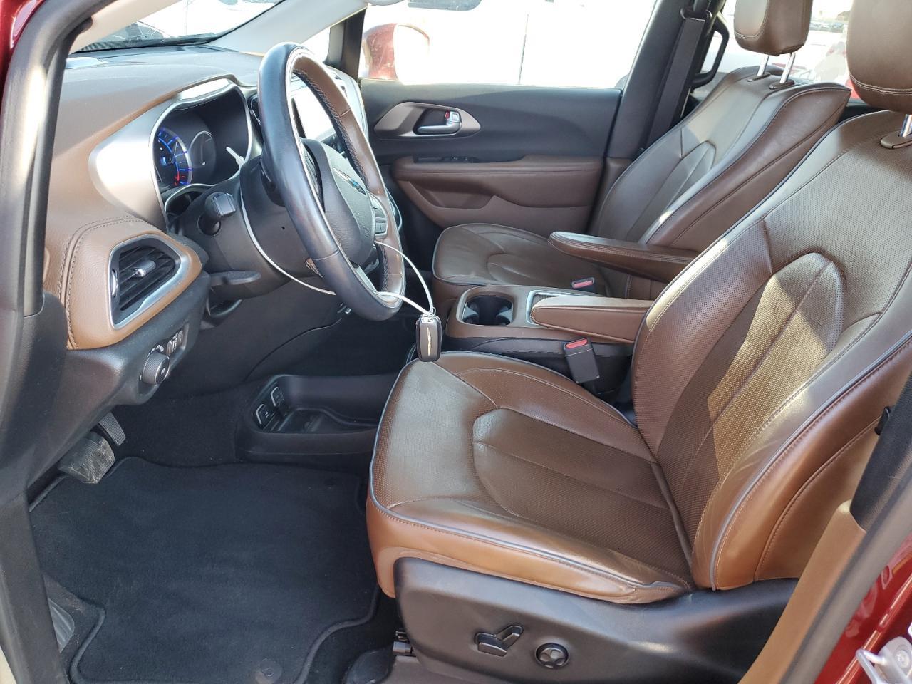 2018 Chrysler Pacifica Hybrid Limited - Image 7