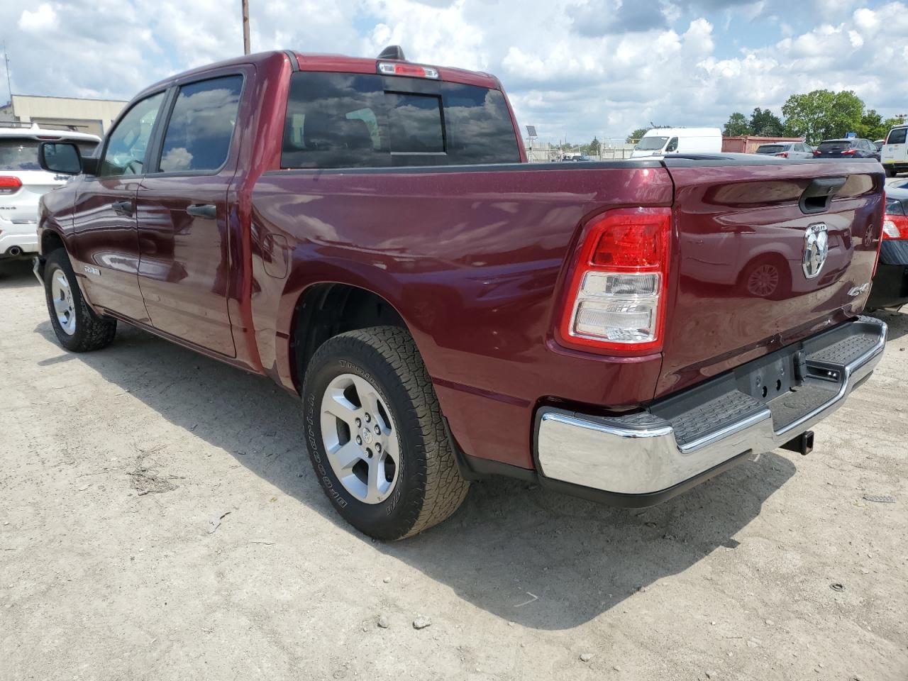 2019 Ram 1500 Tradesman - Фото 2