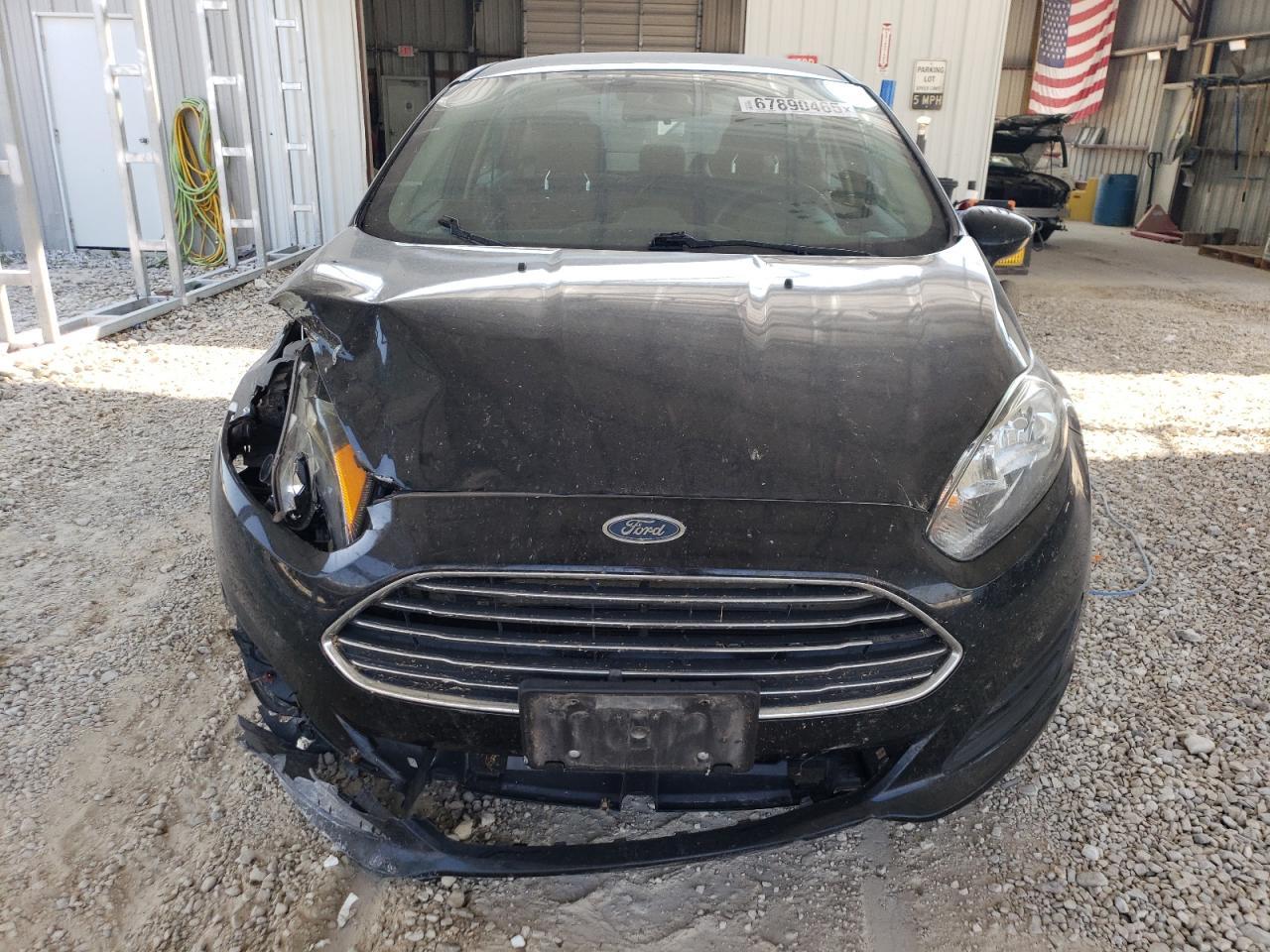 2019 Ford Fiesta Se - Image 5