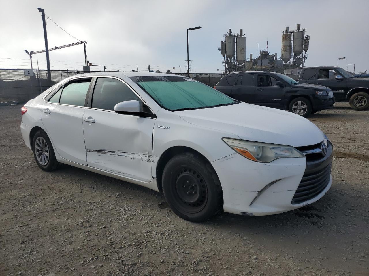 2015 Toyota Camry Hybrid - Фото 4