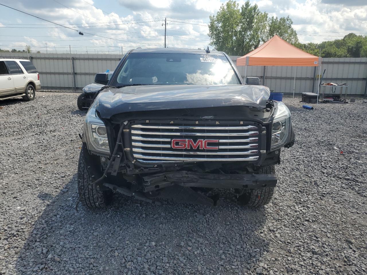 2018 GMC Yukon Slt - Фото 5