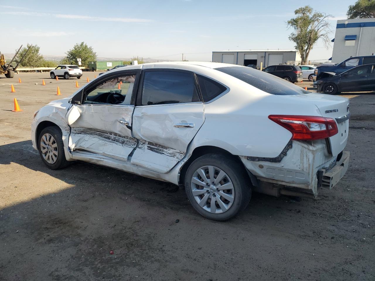 2019 Nissan Sentra S - Фото 2