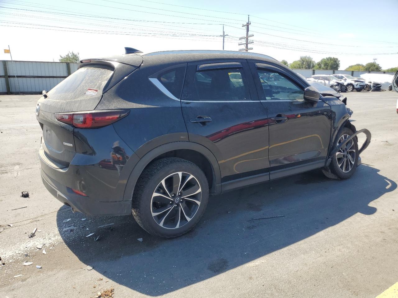 2022 Mazda Cx-5 Premium Plus - Image 3