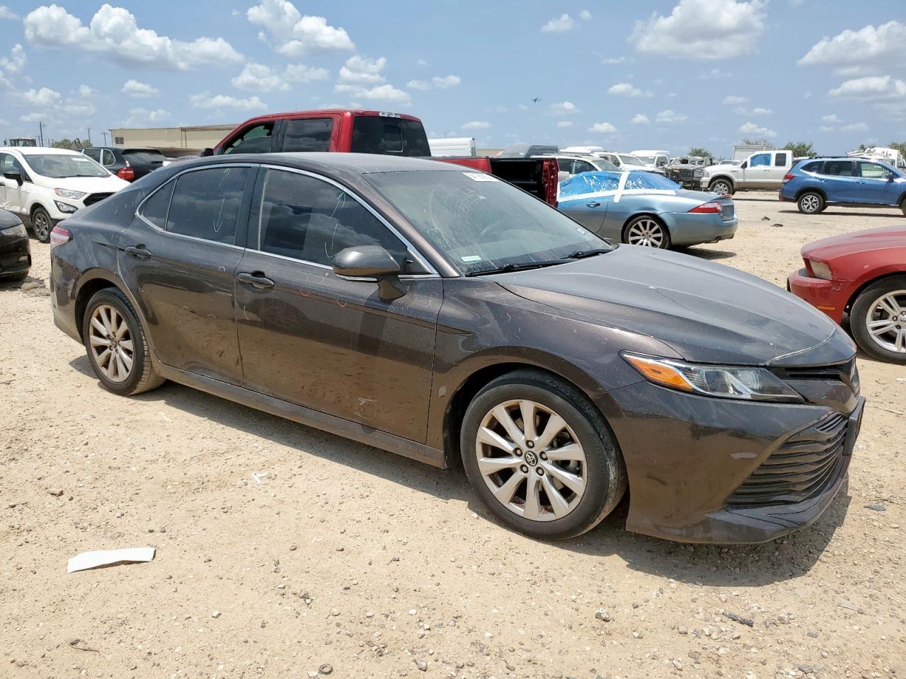 2018 Toyota Camry L - Фото 4