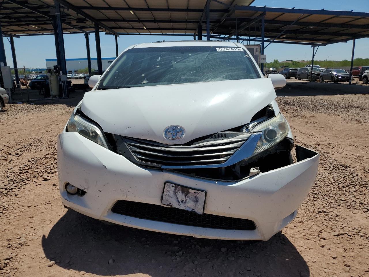 2011 Toyota Sienna Xle - Фото 5