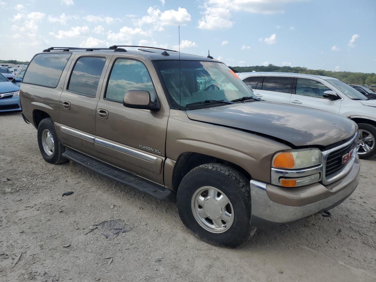 2003 GMC Yukon Xl K1500 - Фото 4