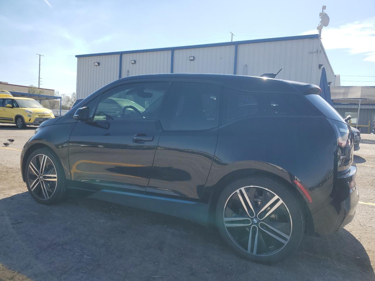 2017 BMW I3 Rex - Image 2