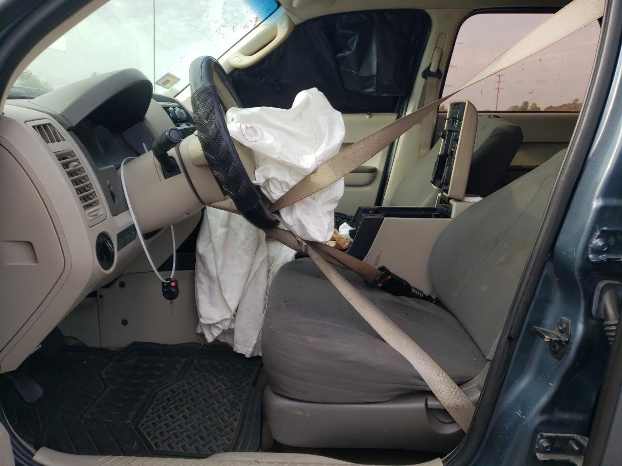 2012 Ford Escape Xls - Image 7