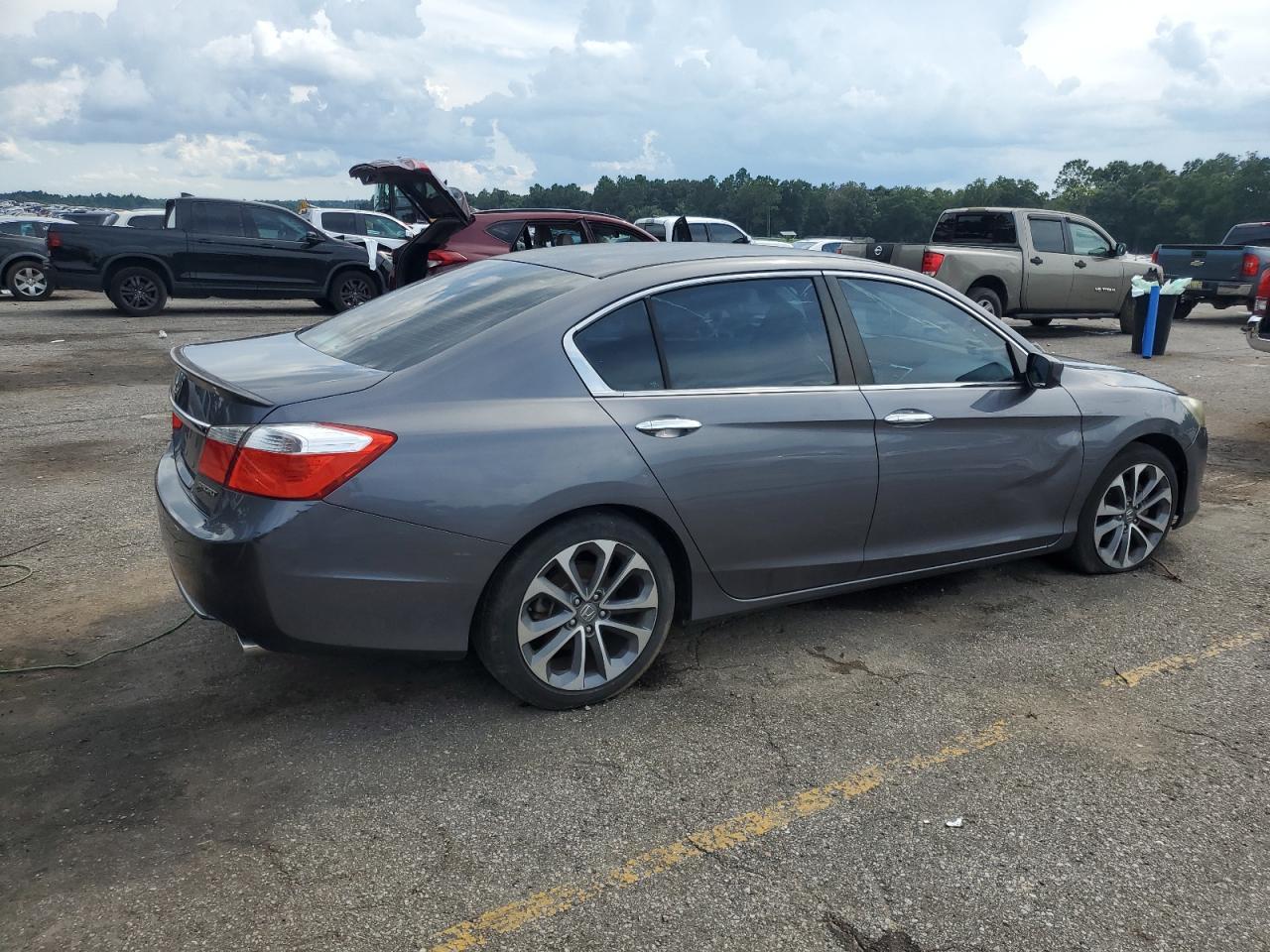 2013 Honda Accord Sport - Image 3